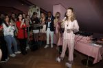 Amsterdam 28 mei 2019
Presentatie boek Rose Bertram bij mama Kelly in het Olympisch stadion.
