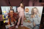 Amsterdam 28 mei 2019
Presentatie boek Rose Bertram bij mama Kelly in het Olympisch stadion.