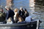 Amsterdam 9 mei 2019
Surpisefeestje voor Ruud de Wild georganiseerd door zijn ex vrouw Aafke.
Olcay Gulsen is eer natuurlijk bij. ze gingen varen met boot op grachten Amsterdam.