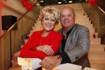 Amsterdam 21 mei 2019
iris v d Ende presnteert met haar bedrijf medialane de cast van hello Dolly met oa Simone Kleinsman Paul de Leeuw Freek Bartels Jorgen Raymann en Marjolein Touw.