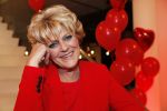 Amsterdam 21 mei 2019
iris v d Ende presnteert met haar bedrijf medialane de cast van hello Dolly met oa Simone Kleinsman Paul de Leeuw Freek Bartels Jorgen Raymann en Marjolein Touw.