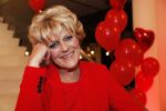 Amsterdam 21 mei 2019
iris v d Ende presnteert met haar bedrijf medialane de cast van hello Dolly met oa Simone Kleinsman Paul de Leeuw Freek Bartels Jorgen Raymann en Marjolein Touw.