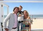 Castricum aan Zee, 15 Mei 2019 Uitreiking boek Sonja Bakker
Sonja Bakker met Barry van Suijdam en Bram
