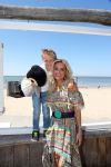 Castricum aan Zee, 15 Mei 2019 Uitreiking boek Sonja Bakker
Sonja Bakker met Bram