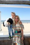 Castricum aan Zee, 15 Mei 2019 Uitreiking boek Sonja Bakker
Sonja Bakker met Bram