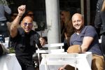 Amsterdam 23 mei 2019
Steve te Pas en John Karthaus  op terras.