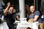 Amsterdam 23 mei 2019
Steve te Pas en John Karthaus  op terras.