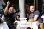 Amsterdam 23 mei 2019
Steve te Pas en John Karthaus  op terras.
