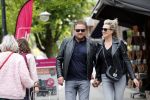 Amsterdam 27 mei 2019
Wesly Bronkhorst met zijn vriendin op de cornelis schuytstraat.