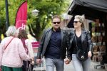 Amsterdam 27 mei 2019
Wesly Bronkhorst met zijn vriendin op de cornelis schuytstraat.