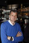 Volendam 22 mei 2019
Boekpresentatie Keje Molenaar bij dine en wine op de dijk in Volendam. Jan Smit presenteert het.
Matthijs de Ligt is er met zijn vriendin Annekee Molenaar. Wim Jonk