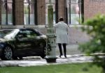 Amsterdam 14 mei 2020
Astrid Joosten arriveert bij haar huis .