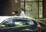 Amsterdam 14 mei 2020
Astrid Joosten arriveert bij haar huis .