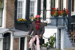 Amsterdam 30 april 2020
Baba ( Orange babies) op de fiets in Amsterdam.