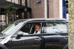Amsterdam 5 jnui 2020
Bert Kuizenga in zijn mini cooper countryman
