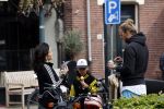 Amsterdam 18 mei 2020
Birgit Schuurman met zoontje op de motor. Ze gaan samen met haar vriend een ijsje eten