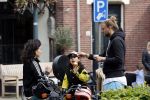 Amsterdam 18 mei 2020
Birgit Schuurman met zoontje op de motor. Ze gaan samen met haar vriend een ijsje eten