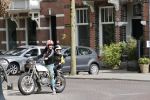 Amsterdam 18 mei 2020
Birgit Schuurman met zoontje op de motor. Ze gaan samen met haar vriend een ijsje eten