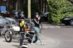 Amsterdam 18 mei 2020
Birgit Schuurman met zoontje op de motor. Ze gaan samen met haar vriend een ijsje eten