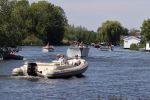 Nederhorst den Berg en Muiden 21 mei 2020
Heel veel boten varen op de vecht.