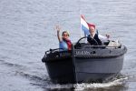 25 Mei 2020 Caroline Tensen met haar man in de sloep