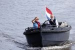 25 Mei 2020 Caroline Tensen met haar man in de sloep