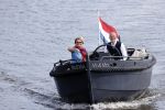 25 Mei 2020 Caroline Tensen met haar man in de sloep