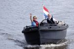 Amsterdam 25 mei 2020
Caroline Tensen met haar man ErnstJan Smids op hun boor Mr&Mrs op de amstel