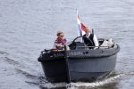 Amsterdam 25 mei 2020
Caroline Tensen met haar man ErnstJan Smids op hun boor Mr&Mrs op de amstel