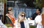 Amsterdam 3 juni 2020
Connie Witteman met haar zoon Marvin Breukhoven op terras en in haar biro karretje