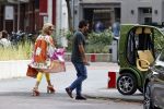 Amsterdam 3 juni 2020
Connie Witteman met haar zoon Marvin Breukhoven op terras en in haar biro karretje
