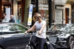 Amsterdam 26 mei 2020
Danielle Engels op de fiets