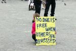 Amsterdam 1 juni 2020
Demonstratie op de dam tegen politiegeweld tegen donkere mensen naar aanleiding van de dood van George Floyd door poltieman in USA