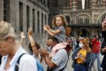 Amsterdam 1 juni 2020
Demonstratie op de dam tegen politiegeweld tegen donkere mensen naar aanleiding van de dood van George Floyd door poltieman in USA