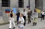Amsterdam 1 juni 2020
Demonstratie op de dam tegen politiegeweld tegen donkere mensen naar aanleiding van de dood van George Floyd door poltieman in USA