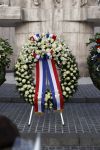 Amsterdam 4 mei 2020
Dodenherdenking op de dam zonder publiek vanwege Corona . Koning Willem Alexander Koningin Maxima Femke Halsema Gerdi Verbeet en Marc Rutte zijn aanwezig . Er ston veel politie aan de zijkanten en op de daken .