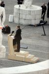 Amsterdam 4 mei 2020
Dodenherdenking op de dam zonder publiek vanwege Corona . Koning Willem Alexander Koningin Maxima Femke Halsema Gerdi Verbeet en Marc Rutte zijn aanwezig . Er ston veel politie aan de zijkanten en op de daken .