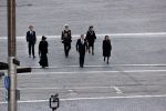 Amsterdam 4 mei 2020
Dodenherdenking op de dam zonder publiek vanwege Corona . Koning Willem Alexander Koningin Maxima Femke Halsema Gerdi Verbeet en Mark Rutte zijn aanwezig . Er ston veel politie aan de zijkanten en op de daken .