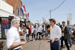 Volendam 1 juni 2020
Forum van Democratie met Thierry Baudet Theo Hiddema en Wybren van Haga zijn in Volendam tijdens de opening van de terassen. Dries Roelvink voor RTL Boulevard