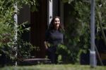 Amsterdam / Holyslott 6 juni 2020
Robert Oeij en Femke Halsema verhuizen hun spullen van de burgemeesterswoning naar hun huis in Holysloot.