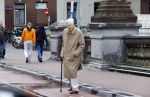 Amsterdam 5 juni 2020
Frits Bolkestein loopt naar zijn huis aan de Amstel
