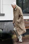 Amsterdam 5 juni 2020
Frits Bolkestein loopt naar zijn huis aan de Amstel