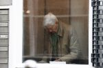 Amsterdam 5 juni 2020
Frits Bolkestein loopt naar zijn huis aan de Amstel
