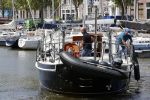 Harlingen 28 mei 2020
Frits Wester en een vriend (Jaap) varen de haven van Harlingen uit met de zeilboot van Frits
