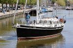 Harlingen 28 mei 2020
Frits Wester en een vriend (Jaap) varen de haven van Harlingen uit met de zeilboot van Frits