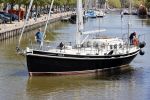 Harlingen 28 mei 2020
Frits Wester en een vriend (Jaap) varen de haven van Harlingen uit met de zeilboot van Frits