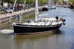 Harlingen 28 mei 2020
Frits Wester en een vriend (Jaap) varen de haven van Harlingen uit met de zeilboot van Frits