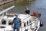 Harlingen 28 mei 2020
Frits Wester en een vriend (Jaap) varen de haven van Harlingen uit met de zeilboot van Frits