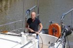 Harlingen 28 mei 2020
Frits Wester en een vriend (Jaap) varen de haven van Harlingen uit met de zeilboot van Frits