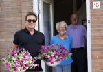 Schagen 11 mei 2020
Gerard Joling bezoekt zijn moeder in haar huis voor moederdag.